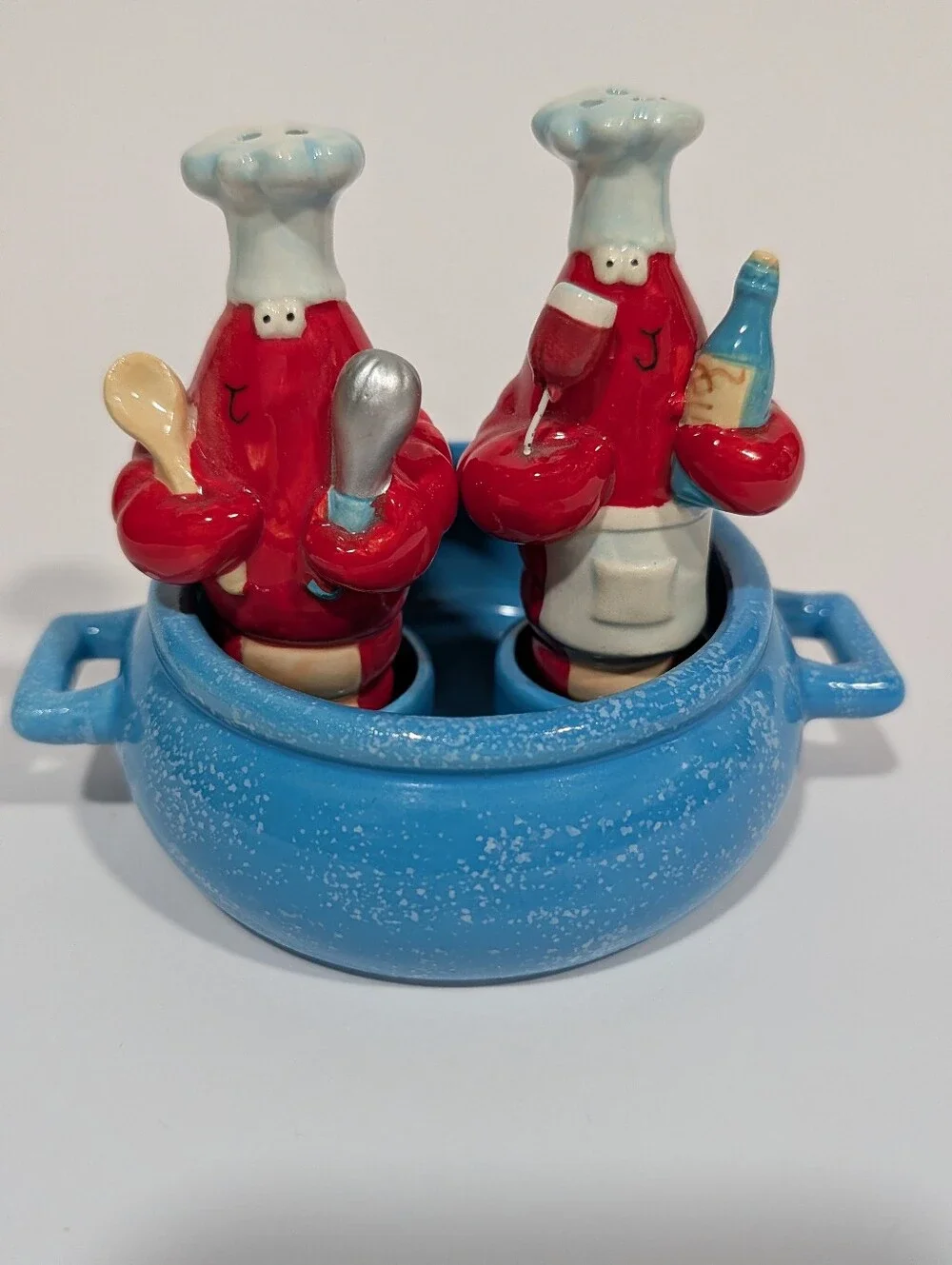 Bar Harbor Maine Lobster Chef Salt and Pepper Shakers - Blue & Red